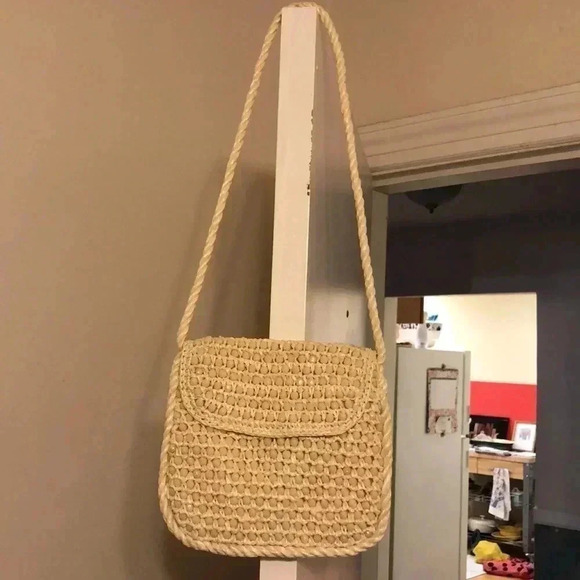 Vintage Magid made in Hong Kong beaded purse. - Picture 2 of 7